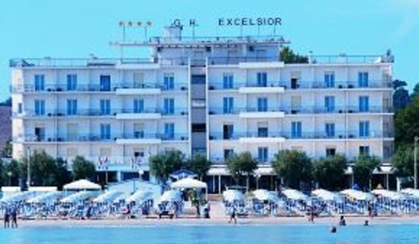 Grand Hotel Excelsior fronte